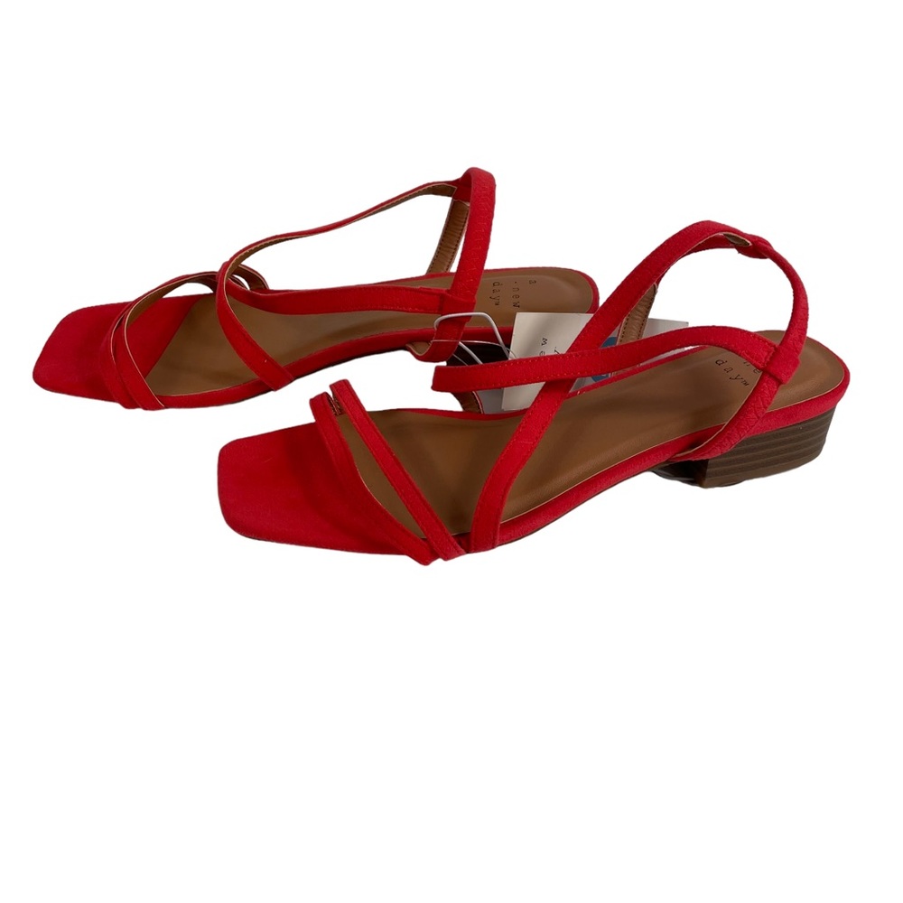 NWT A New Day Meadow Strappy Coral Block Toe Low Heel 7.5 Sandal Open-toe Shoes
